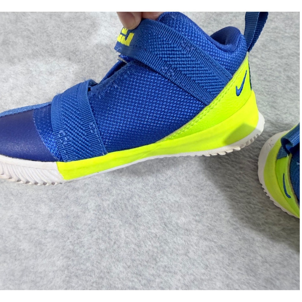 Nike LeBron Soldier 13 Flyease Toddler 7C Blue Volt Basketball Shoes - Picture 3 of 8